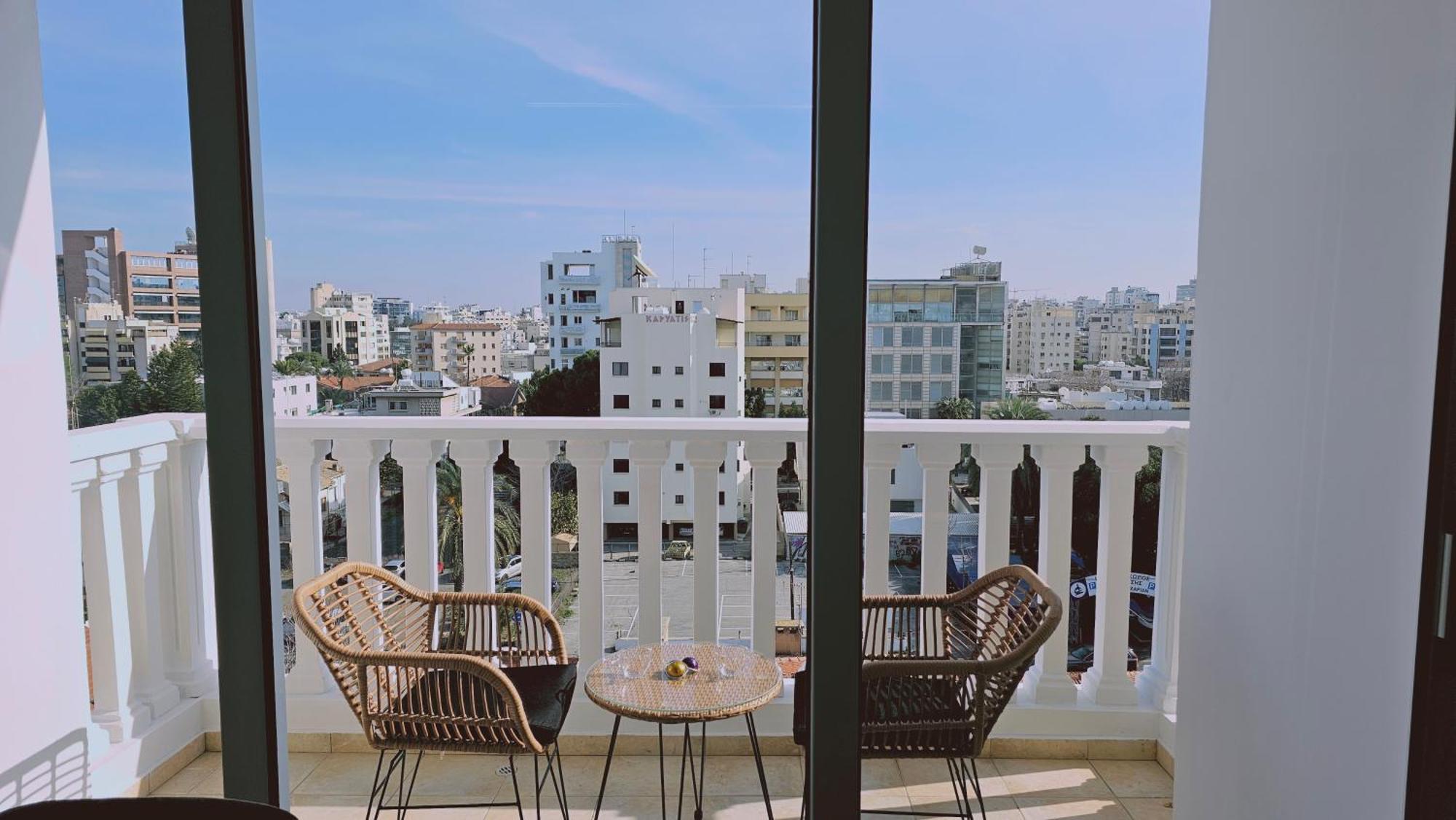 Stay Cosmo City Suites Λευκωσία Εξωτερικό φωτογραφία