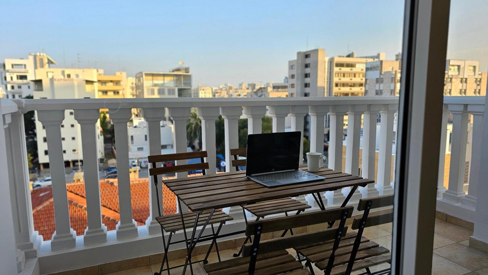 Stay Cosmo City Suites Λευκωσία Εξωτερικό φωτογραφία