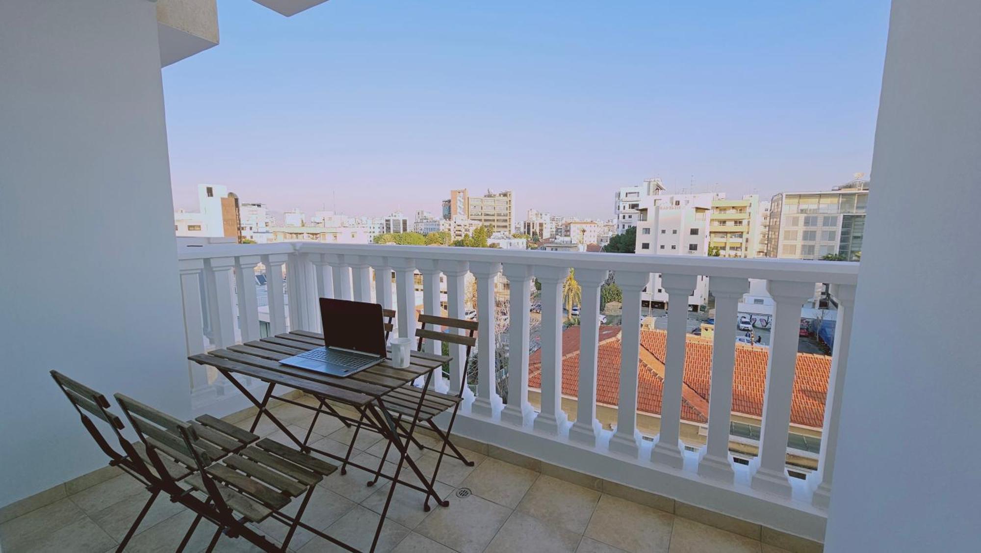 Stay Cosmo City Suites Λευκωσία Εξωτερικό φωτογραφία