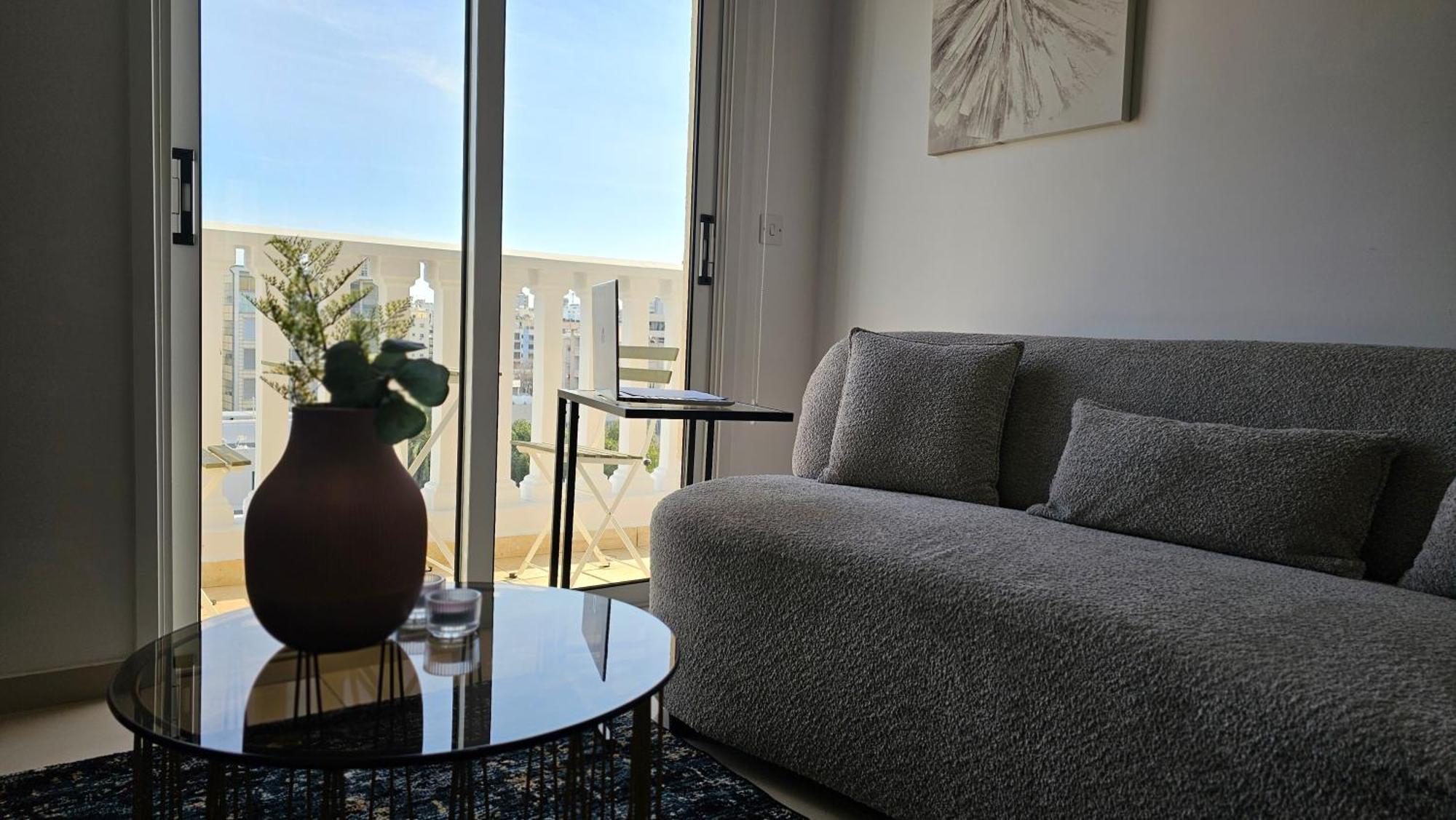 Stay Cosmo City Suites Λευκωσία Εξωτερικό φωτογραφία